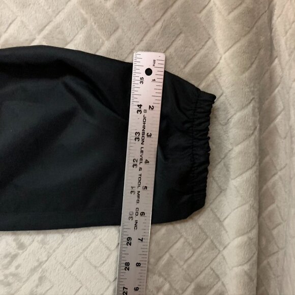 Forever 21 Womens 2X Jacket Black Gold Metallic Hooded Lightweight - Picture 10 of 15